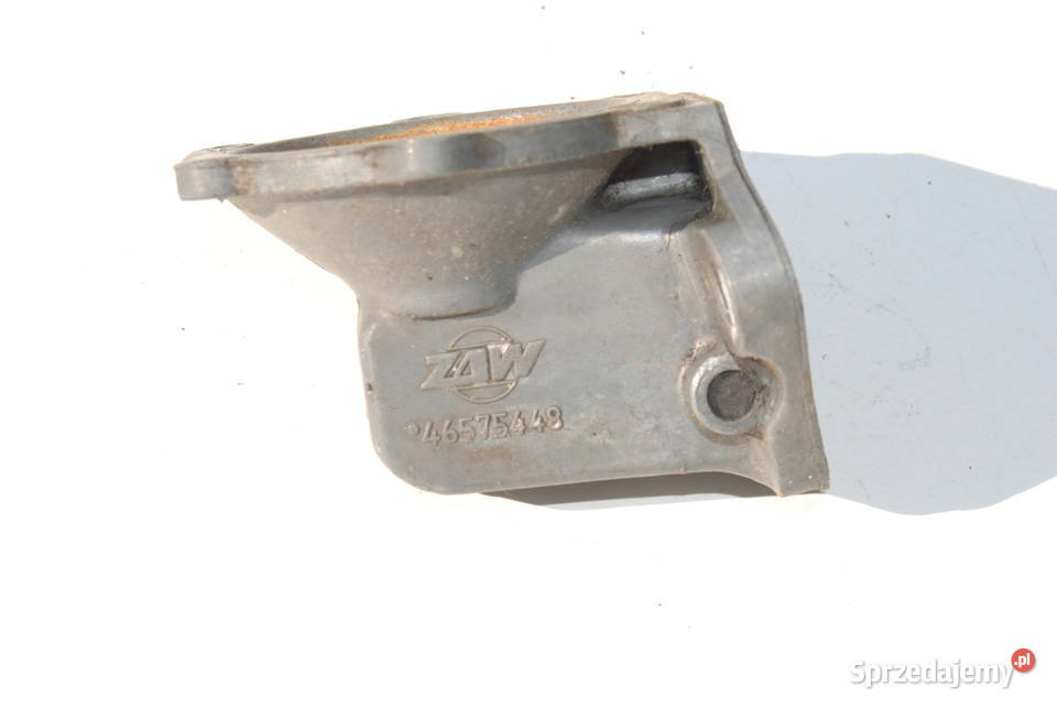 Podstawa dolna korpus pompy paliwa Fiat 126p osobowe śląskie Cieszyn