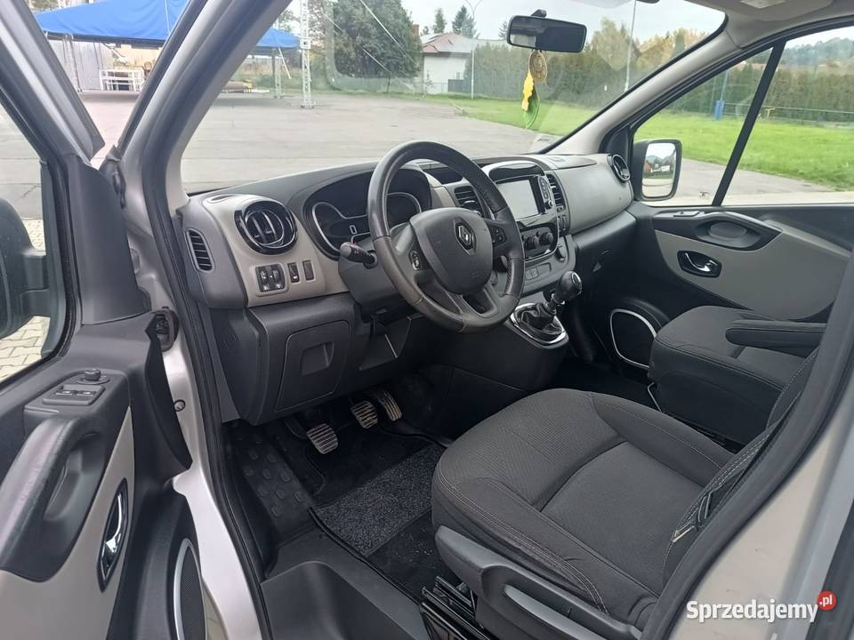 Renault Trafic long 2016 sprzedam
