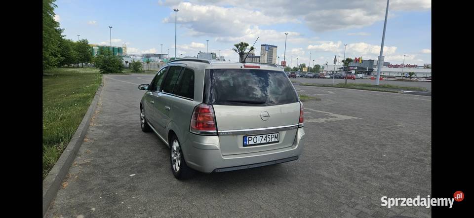 Zafira b Cosmo 19cdti automat światła przeciwmgielne