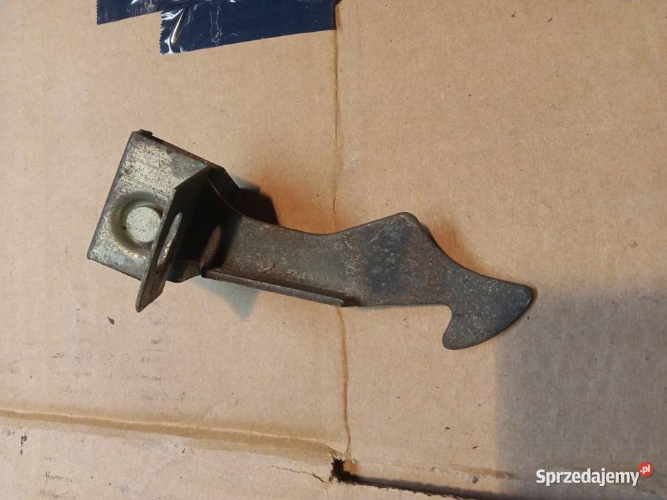 Polonez Borewicz uchwyt zabezpieczenie maski Stalowa Wola sprzedam