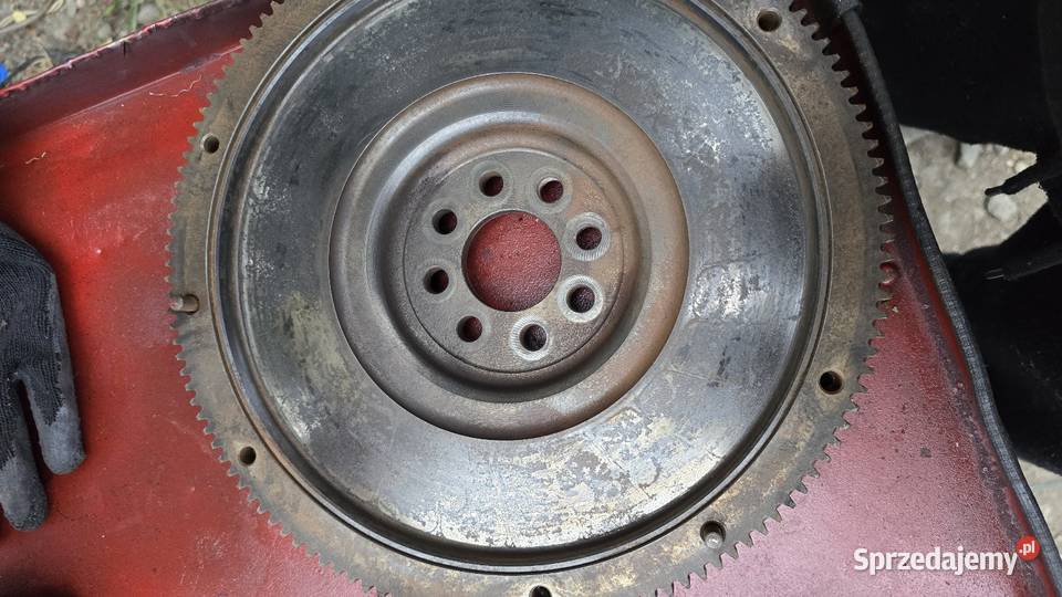 Koło zamachowe VW T4 24 074 105 273 D dostawcze małopolskie