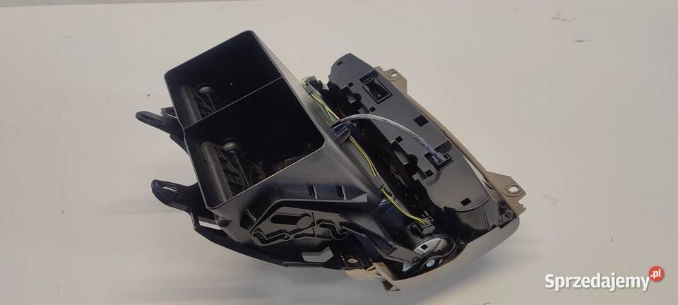 MERCEDES W211 PANEL KRATKA KLIMATYZACJI