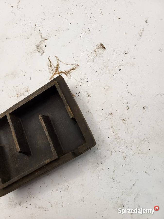 POKRYWA AKUMULATORA Rybnik