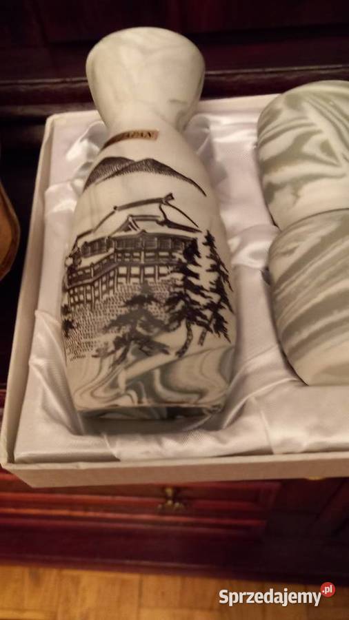 Porcelanowy komplet do sakeNowy Warszawa