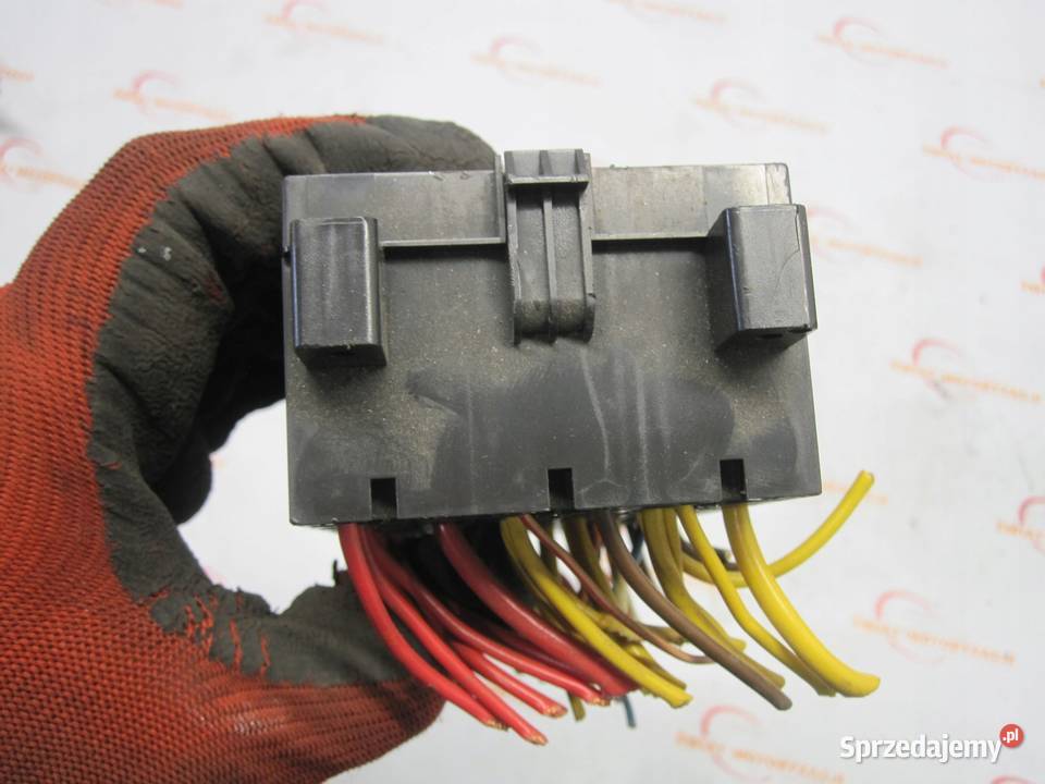 OPEL VIVARO A LIFT 11r skrzynka bezpieczników Kielce