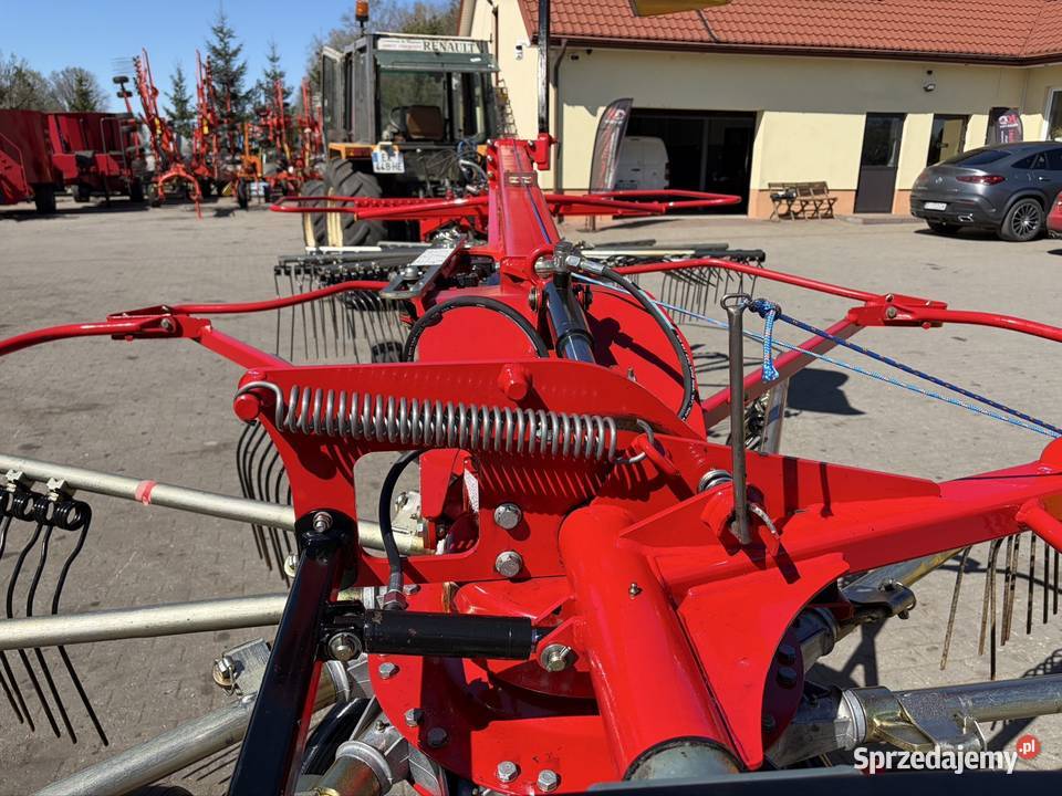 Zgrabiarka karuzelowa Fella TS 1502 2015 do boku Fella Myszyniec