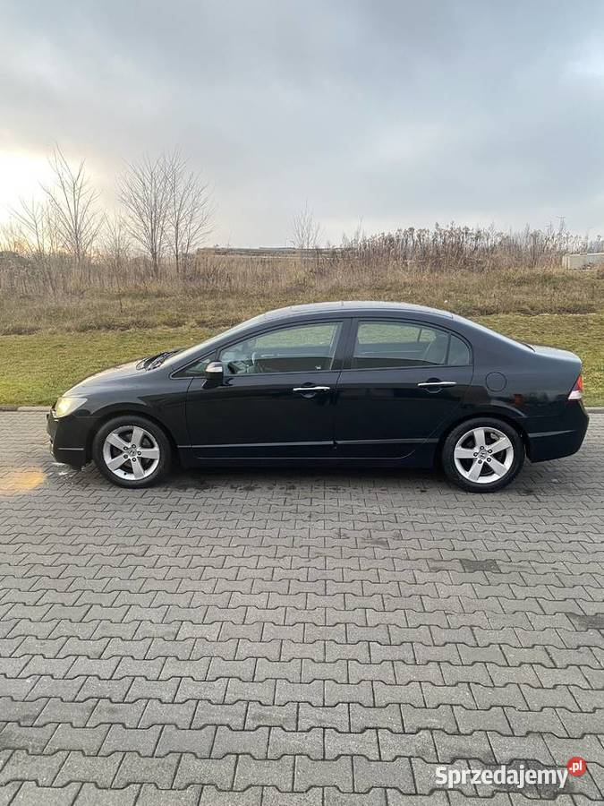 Honda Civic VIII Sedan 18Benz Automat Krajowy 320km Sosnowiec