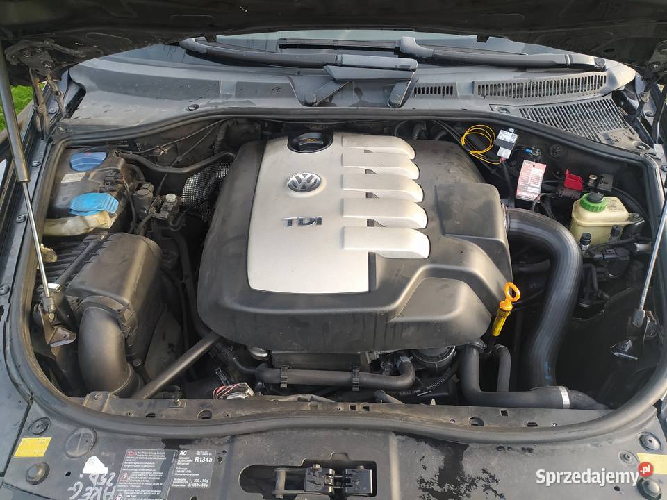 Volkswagen Touareg 25 TDI 2004r z Włoch automatyczna lubelskie Krzemień Drugi