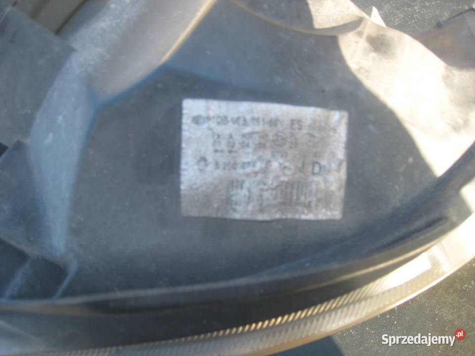 Lampa przednia prawa reflektor prawy Renault sprzedam