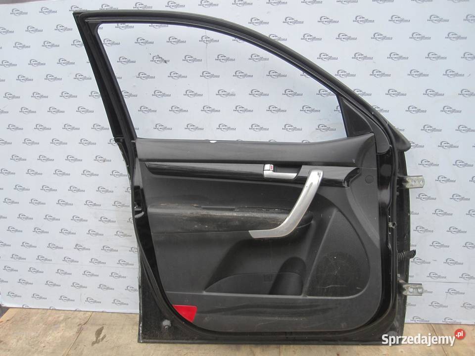 KIA SORENTO II 4x4 10r drzwi lewe przód osobowe