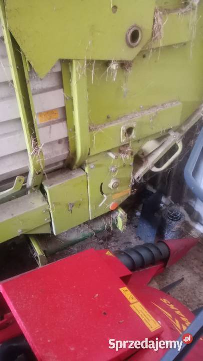 Przyczepa samozbierająca z wyrzutnikiem Clas 44U Sztabin