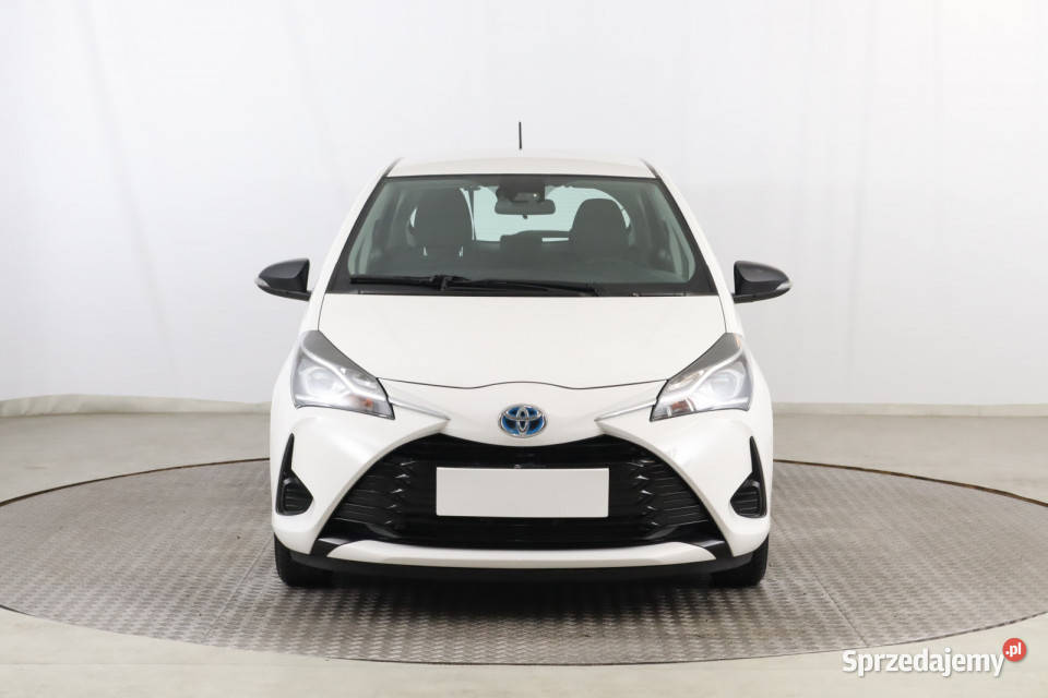 Toyota Yaris 15 Hybrid Zabrze