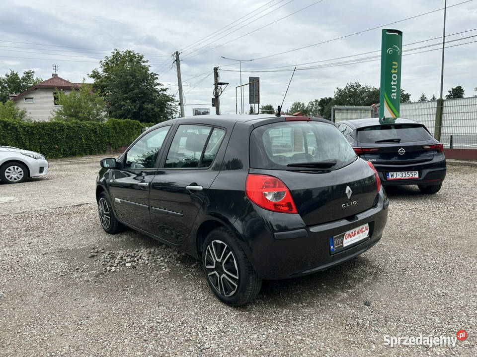 Renault Clio 12 benzyna 75 KlimaIsofix5