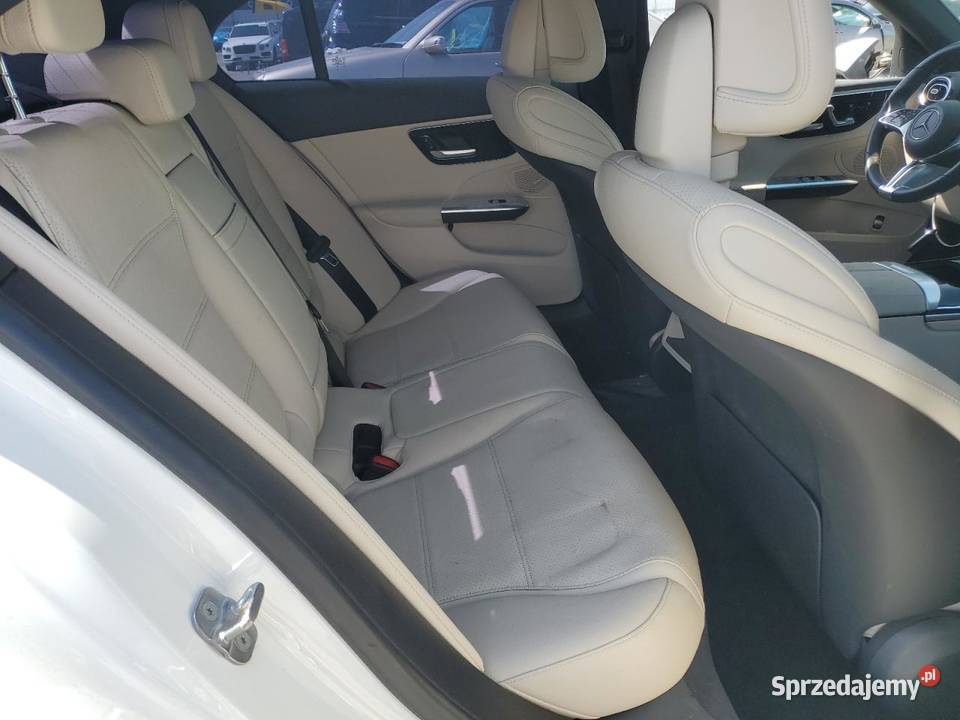 2023 MERCEDESBENZ C 300 do sprowadzenia Częstochowa