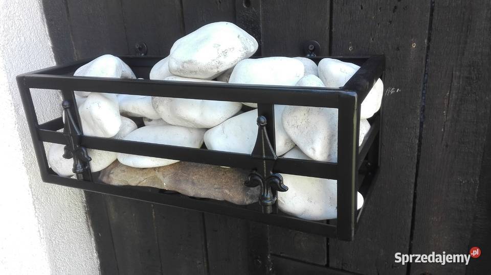 Kwietnik kwiaty donice doniczki skrzynki Kolbuszowa Dolna