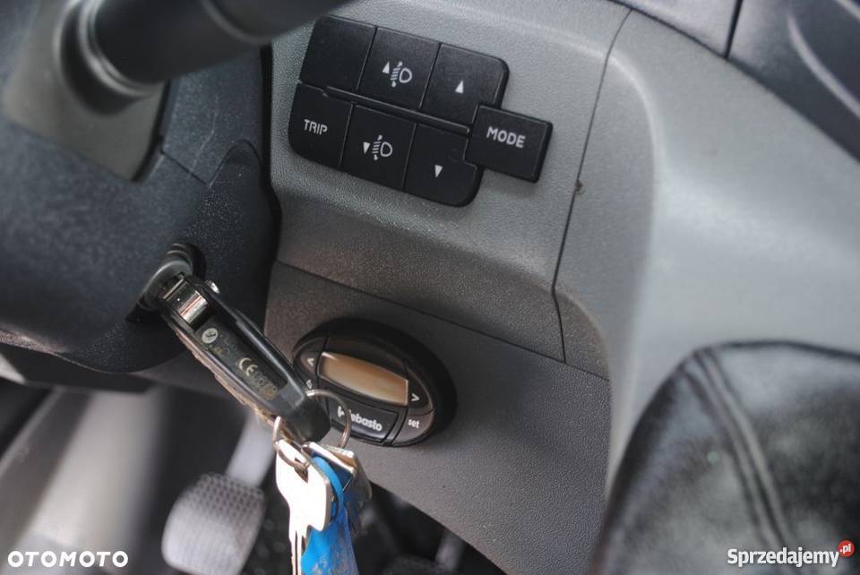 Iveco Daily Dubel Doka Brygadówka 6 Miejsc Hak elektryczne lusterka Sierakowice