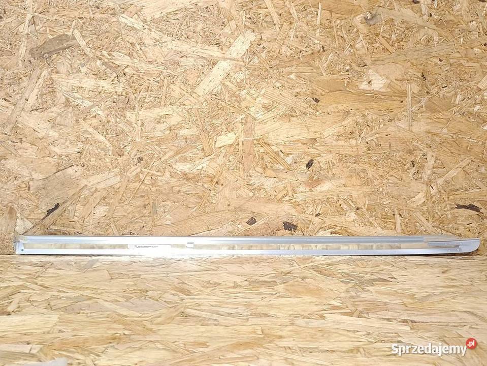 MERCEDES W213 S213 CHROM LISTWA DRZWI PRAWY TYŁ Pleszew