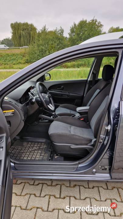 Kia ceed 14 benzyna 109 bezwypadkowe zadbane