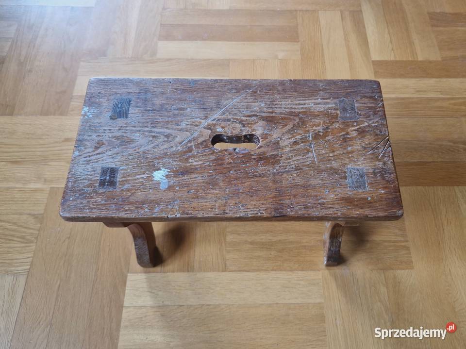 Niski stołek taboretryczka z pełnego drewna mazowieckie Warszawa
