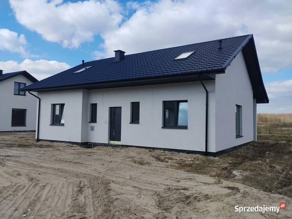 Dom w stanie deweloperskim 1000m2 świętokrzyskie Staszów