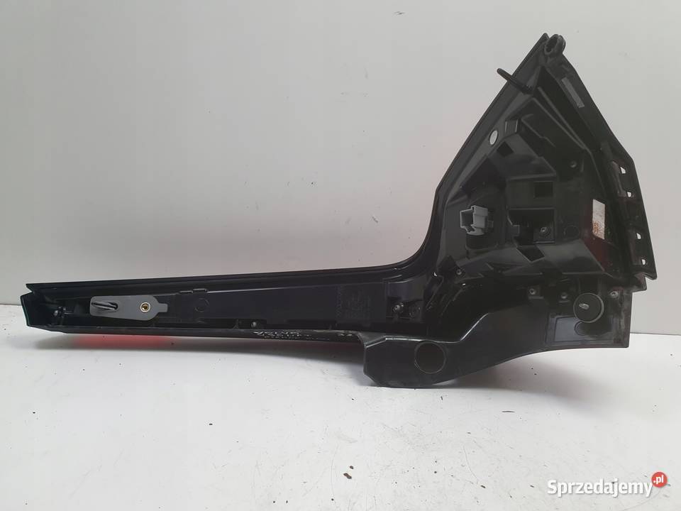 Volvo V90 II LIFT LED 2024r TYLNIA TYLNA LAMPA