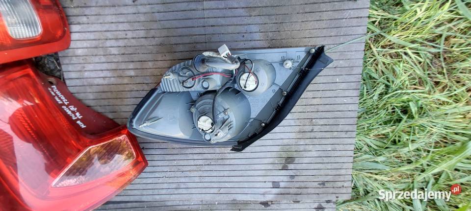 Hyundai lantra kombi 1998 1999 lampa tył lewa osobowe dolnośląskie Byków