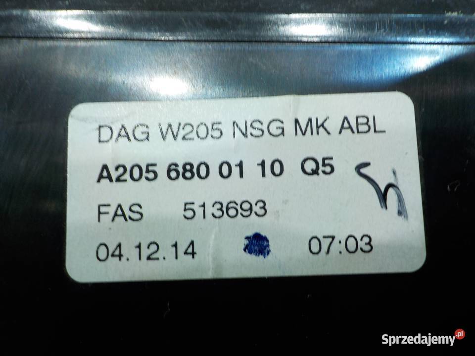 MERCEDES C W205 15r SEDAN 4D popielniczka