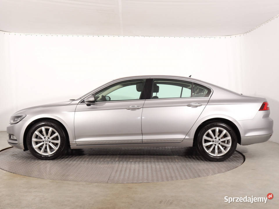 VW Passat 18 TSI Rok produkcji 2017 Passat śląskie Katowice