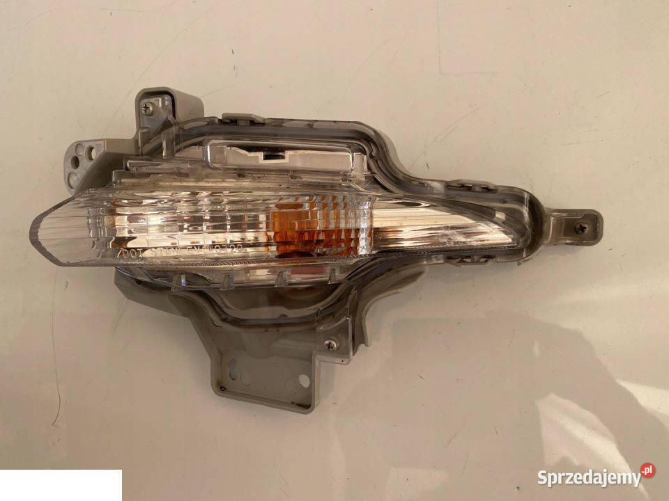 MAZDA 3 2017 LIFT KIERUNKOWSKAZ LEWY Oświetlenie Części