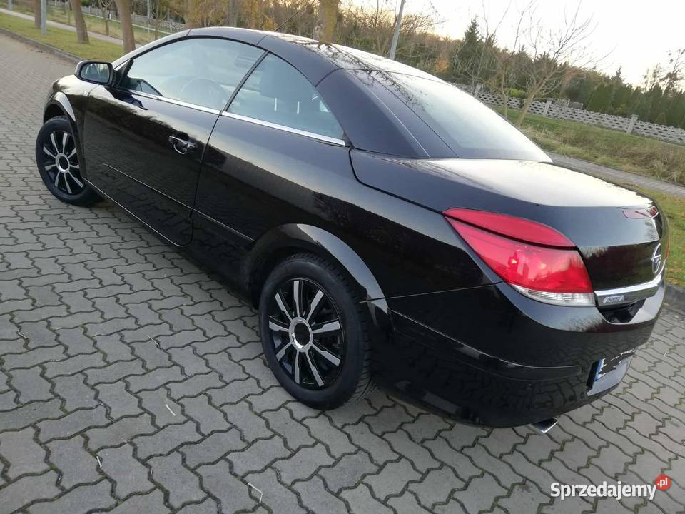 Opel Astra coupecabrio 2008r pomorskie