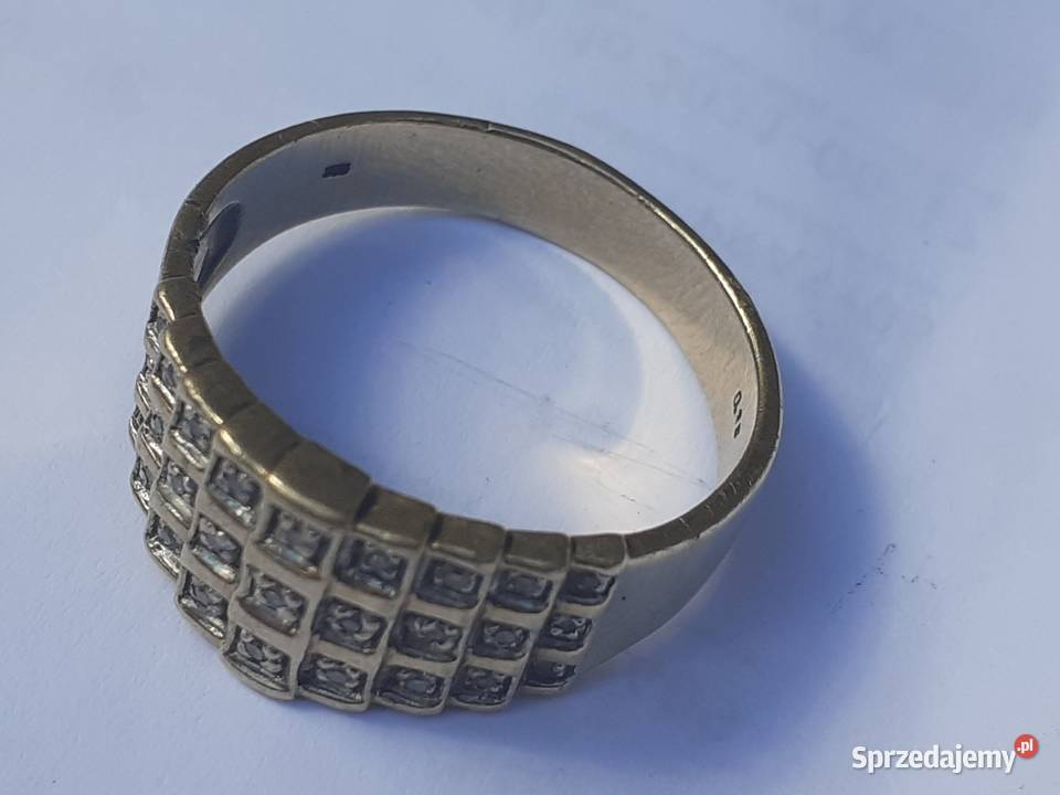 Złoty męski sygnet z brylancikami 333 9k waga Kamienna Góra
