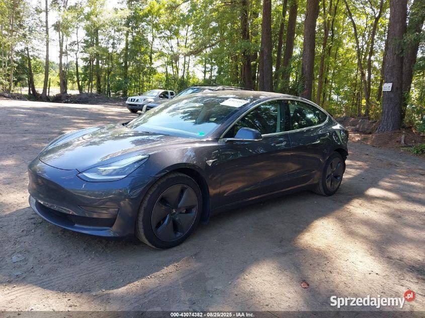 2020 TESLA MODEL 3 Kobyłka