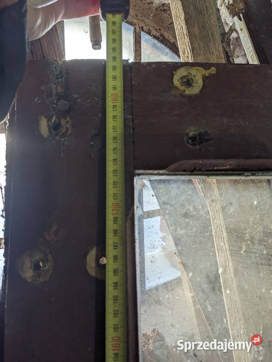 Stare drewniane drzwi do renowacji Żydowo sprzedam