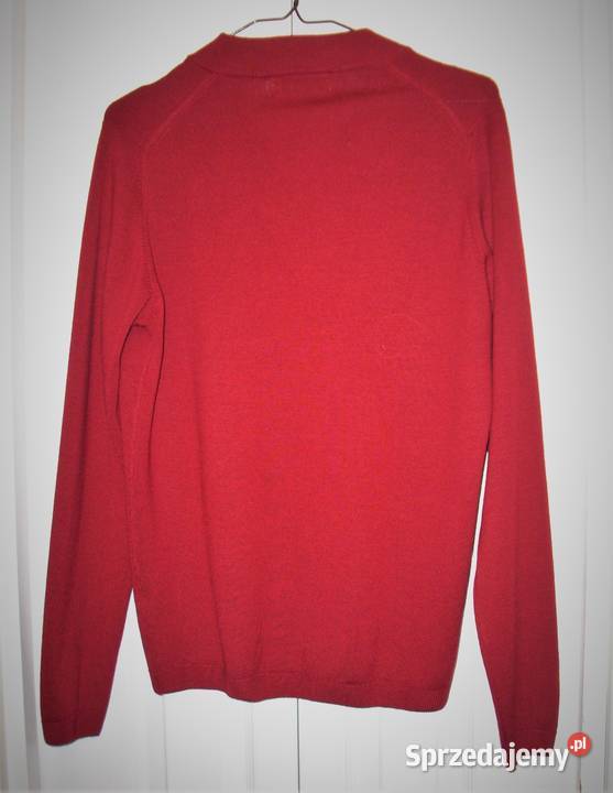 Wełniany sweter w serek Lublin