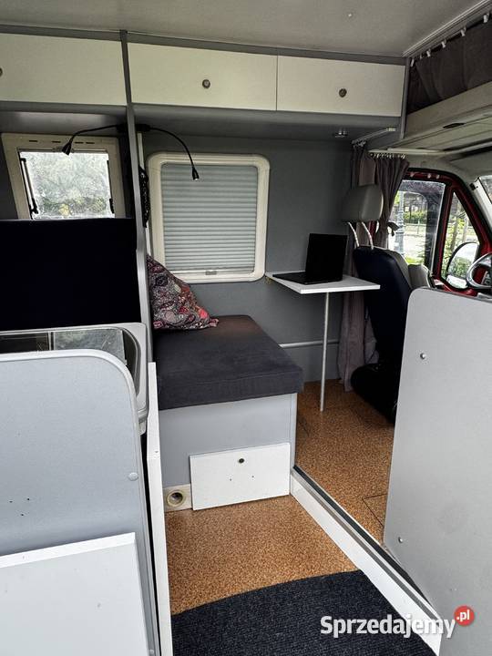 Kamper van bus Peugeot Boxer 25 L2H2 4 os duża Nowy Sącz