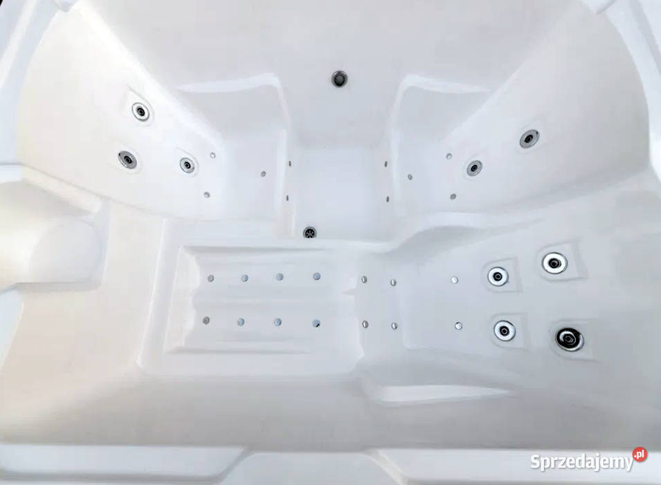 JACUZZI OGRODOWE SLIM 3 osobowe całoroczne dolnośląskie Świdnica