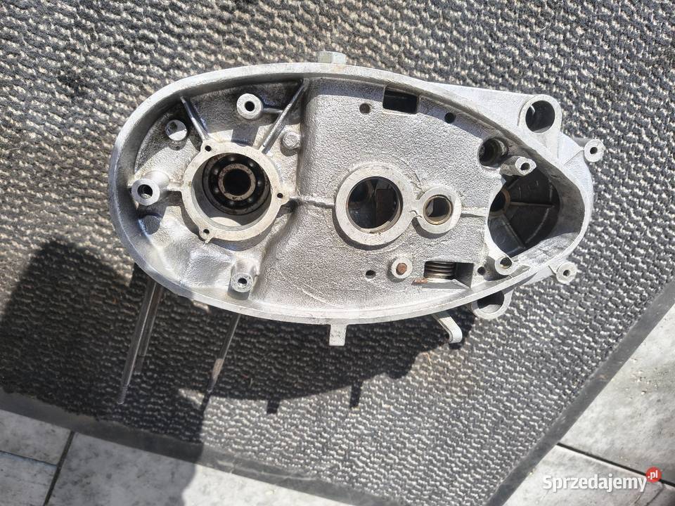 Połówki kartery silnik Komar Ryś Mr230 Rzeszów