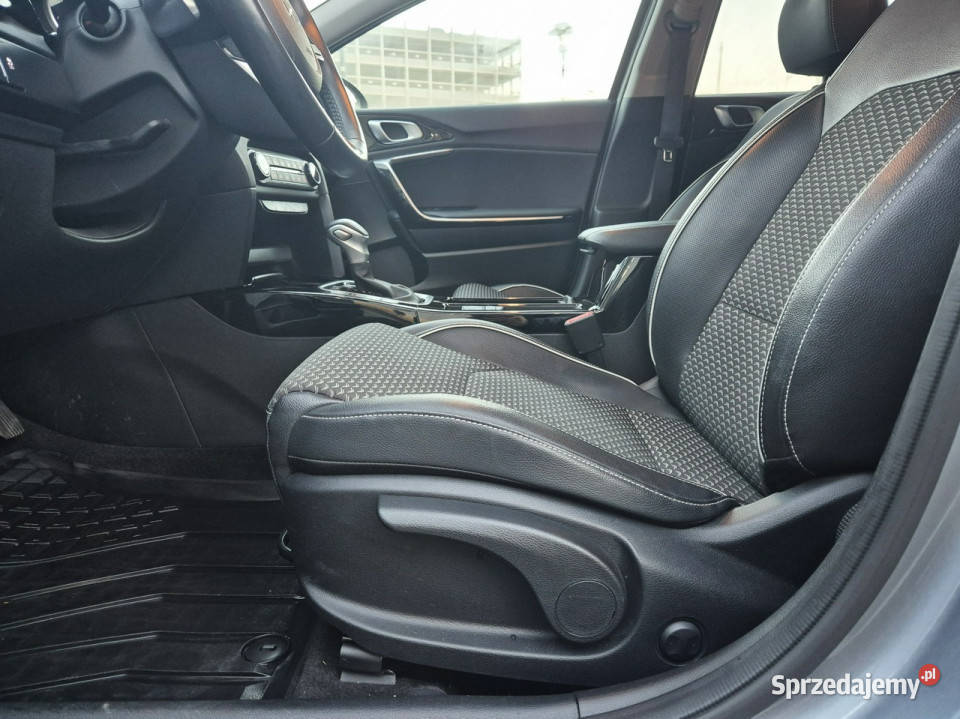 Kia Nowy Ceed 15TGDI 140 7DCT TRIBUTE Salon czujnik deszczu łódzkie Łódź sprzedam