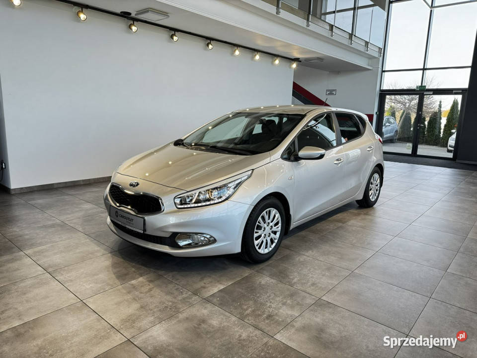 Kia Ceed 16GDI 135 M6 20142015 r salon fa VAT