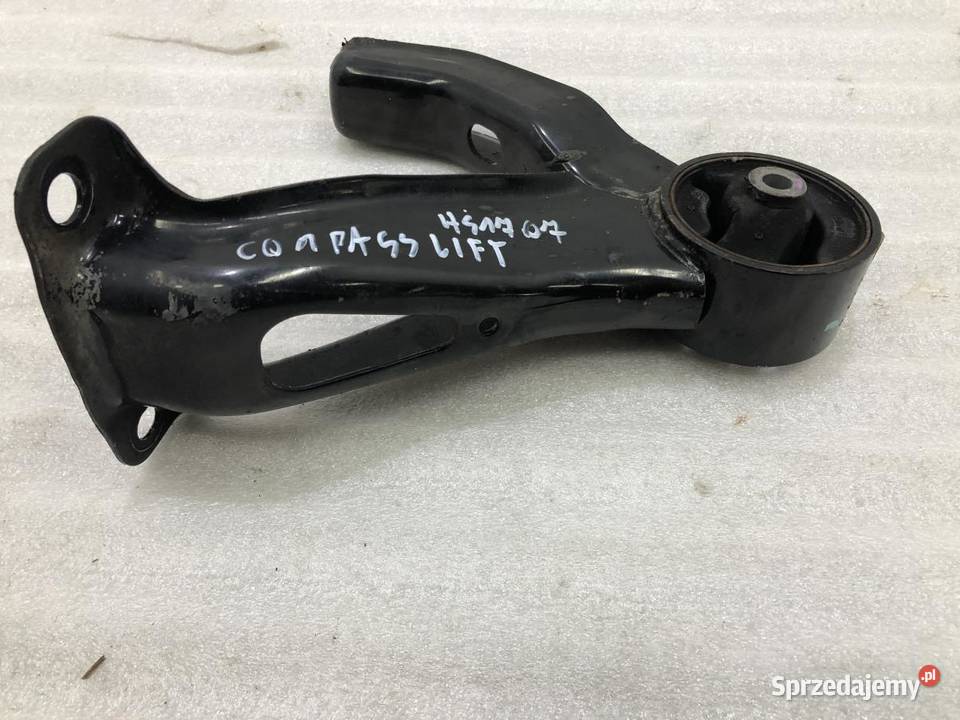 ŁAPA PODUSZKA SILNIKA TYŁ JEEP COMPASS I 495AG Zawieszenie silnika Motoryzacja