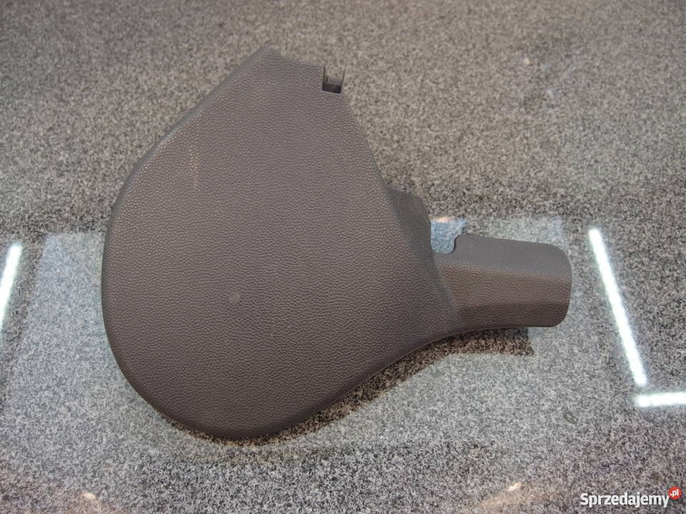 Opel Corsa D 08r osłona obudowa fotela prawego Wągrowiec