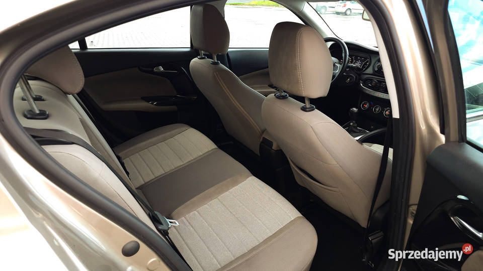 Fiat Tipo 14 95 Sedan Lounge Benzyna Manual 95KM Bojanowo