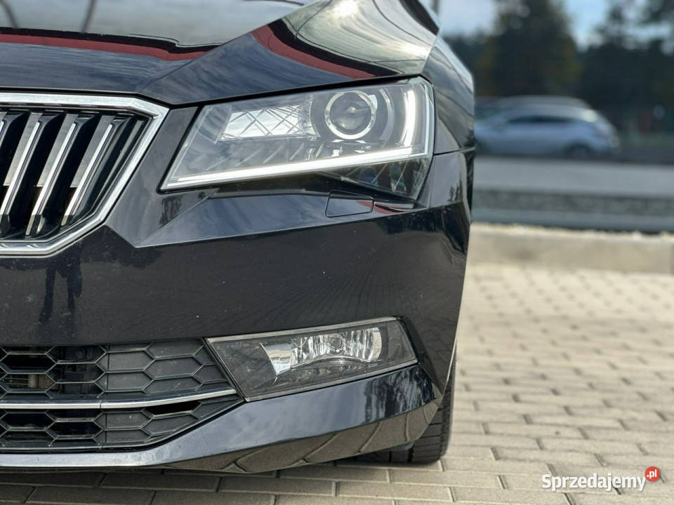 koda Superb Bixenon ElFotelPamięć ElKlapa Navi czarny Kąty Opolskie