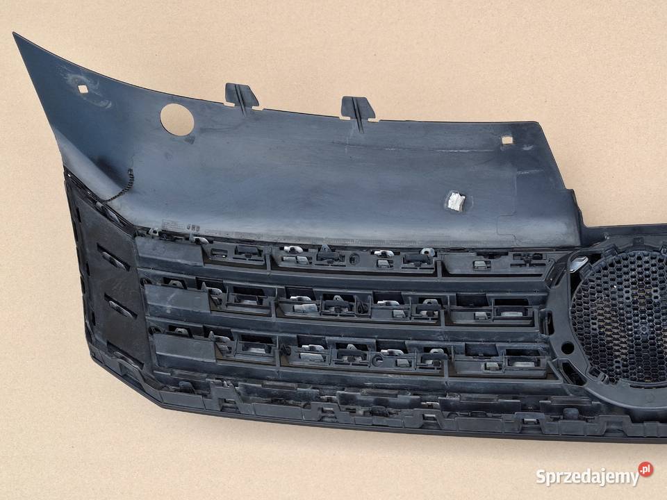 VW PASSAT B7 GRILL ATRAPA CHŁODNICY CHROM Bieleń
