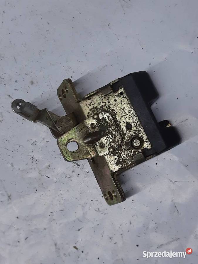 Opel Astra G II 2 zamek klapy tylnej tył łódzkie Ksawerów sprzedam
