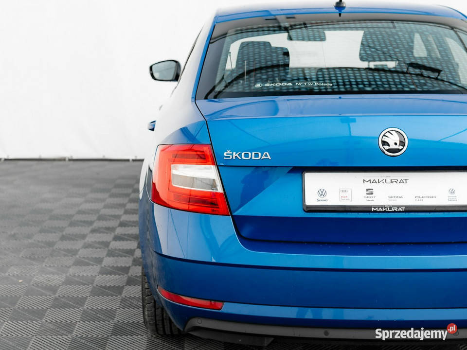 koda Octavia WD1070N16 TDI Ambition 2 stref aluminiowe felgi Pępowo