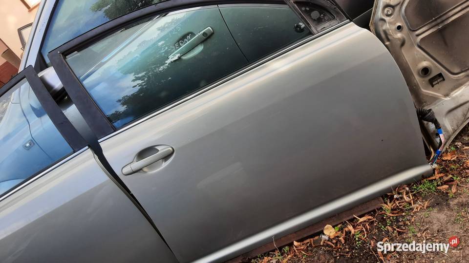 drzwi Toyota Avensis sedan T25 prawe lewe osobowe Dębno