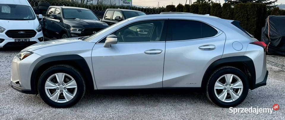 Lexus UX 250hHybrydaIdealnyGwarancja wielofunkcyjna kierownica Kamienna Góra