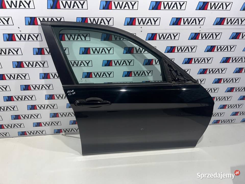 BMW F20 DRZWI PRAWY PRZÓD PRZEDNIE PRAWE 668