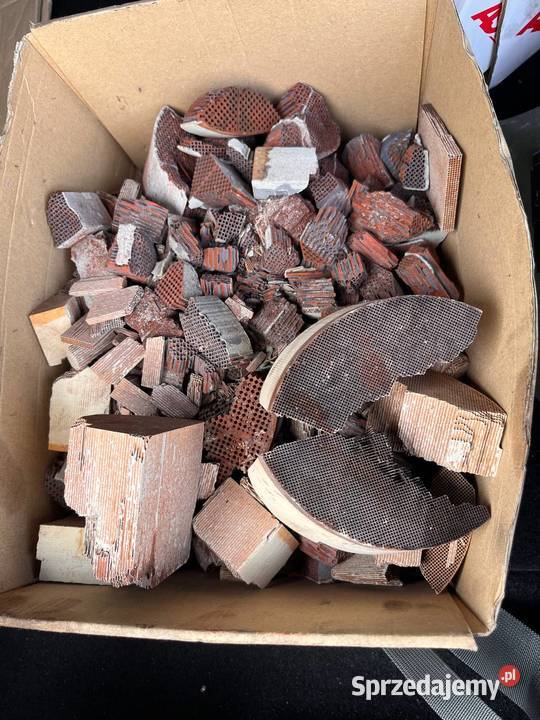 kawałki DPF filtra cząstek stałych i Warszawa